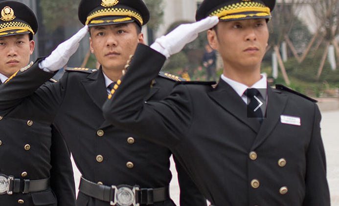 銀行保安日常需承擔(dān)哪些核心職責(zé)？需具備哪些能力？