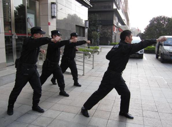 襄陽戎安保安公司給您介紹下保安人員的上崗證辦理流程！